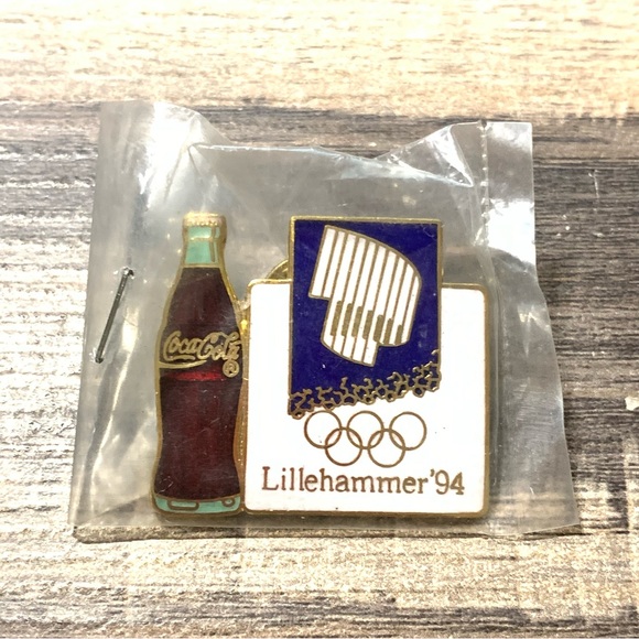 Pin's Olympique Lillehammer 1994 - Sponsor Nidar Hockey Norvège Vintage